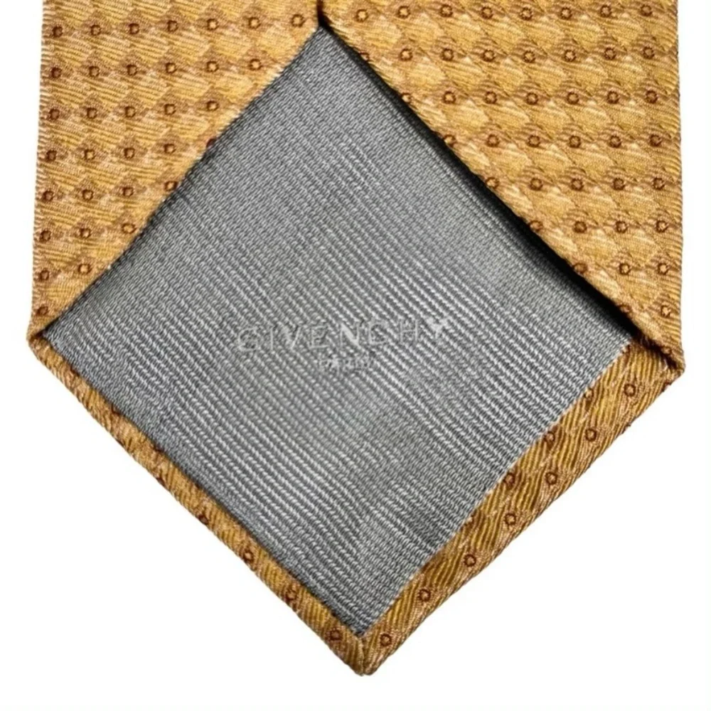 Givenchy Necktie 59 1/4” Gold 100% Silk Tie Made In‎ Italy